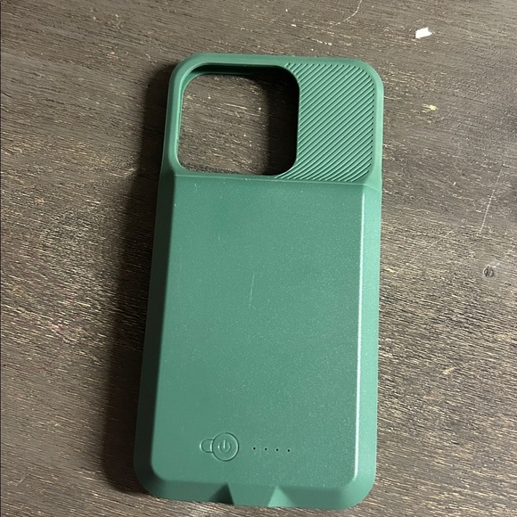 Green Battery Case for iPhone 13/13 Pro & 14/14 Pro - Picture 2 of 6